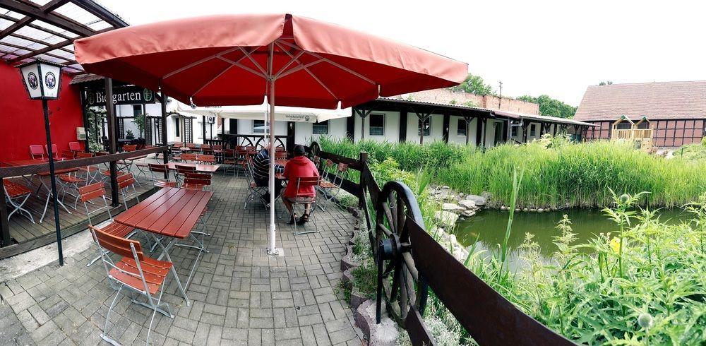 Landhotel & Brauhaus Prignitzer Hof Прицвальк Экстерьер фото