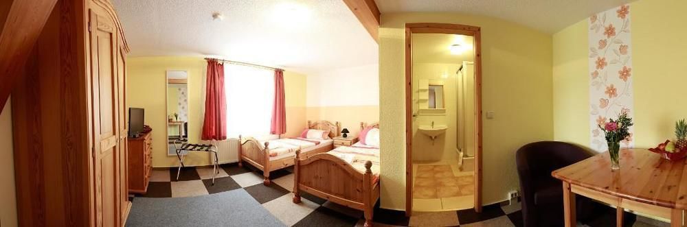 Landhotel & Brauhaus Prignitzer Hof Прицвальк Экстерьер фото